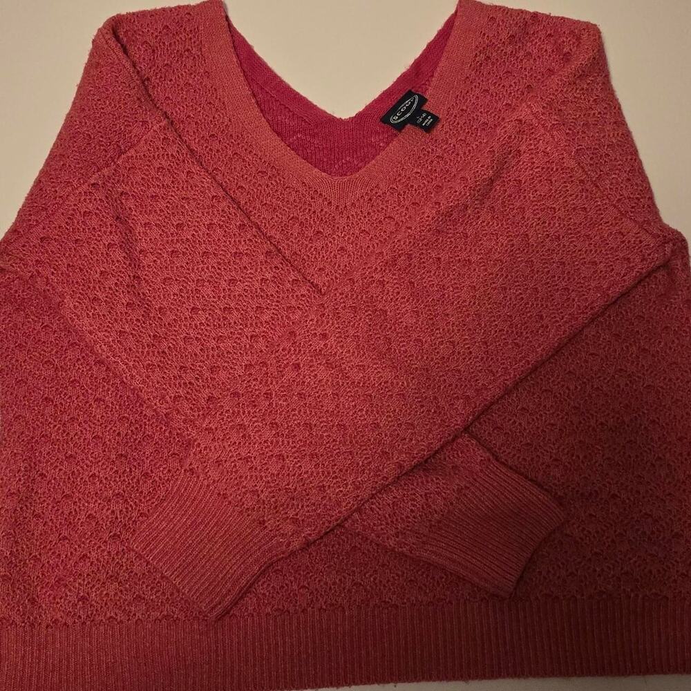 Pink textured knit sweater with